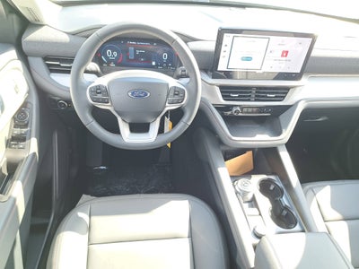 2026 Ford Explorer XLT