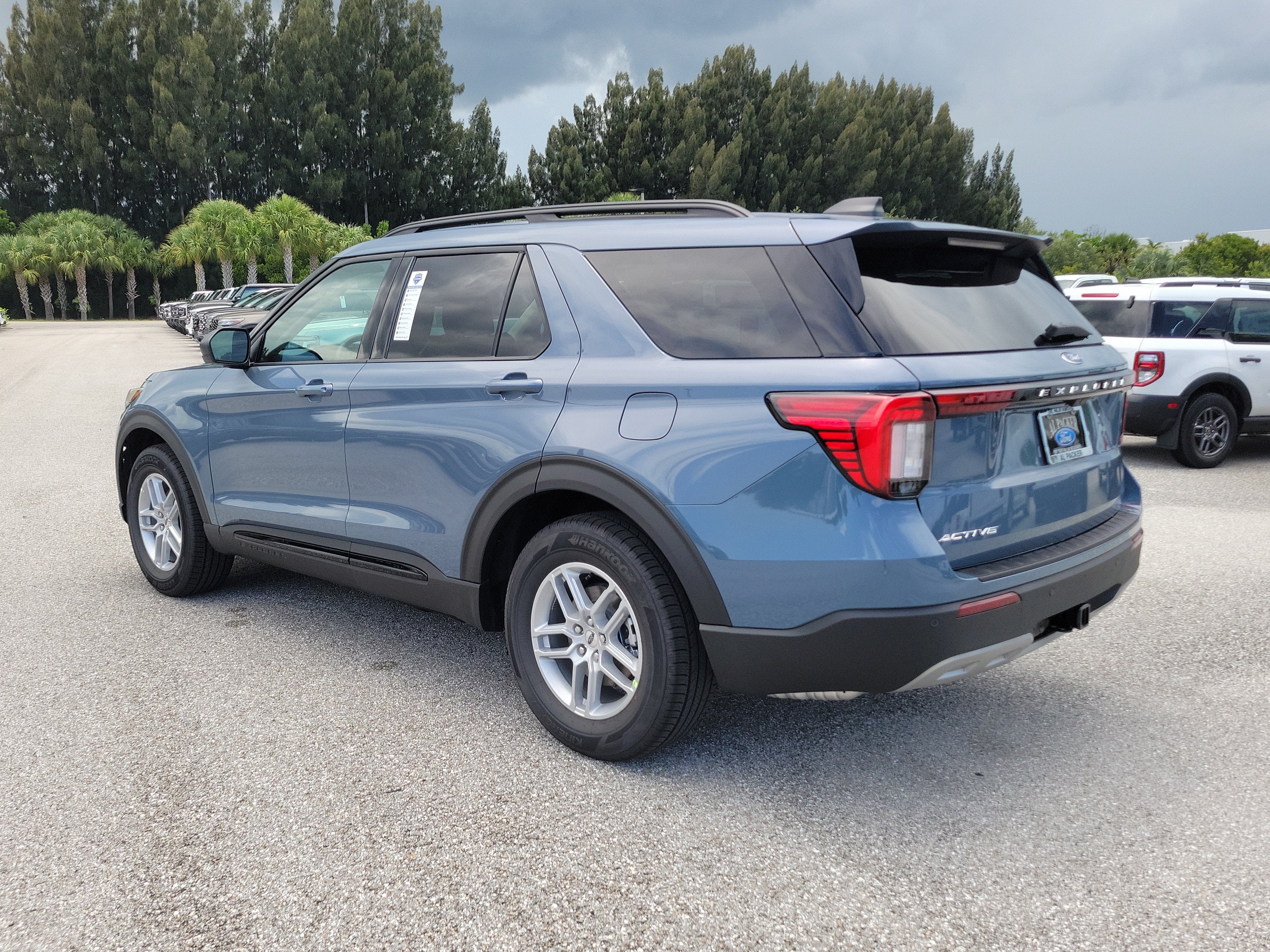 2026 Ford Explorer Active w/200A Pkg