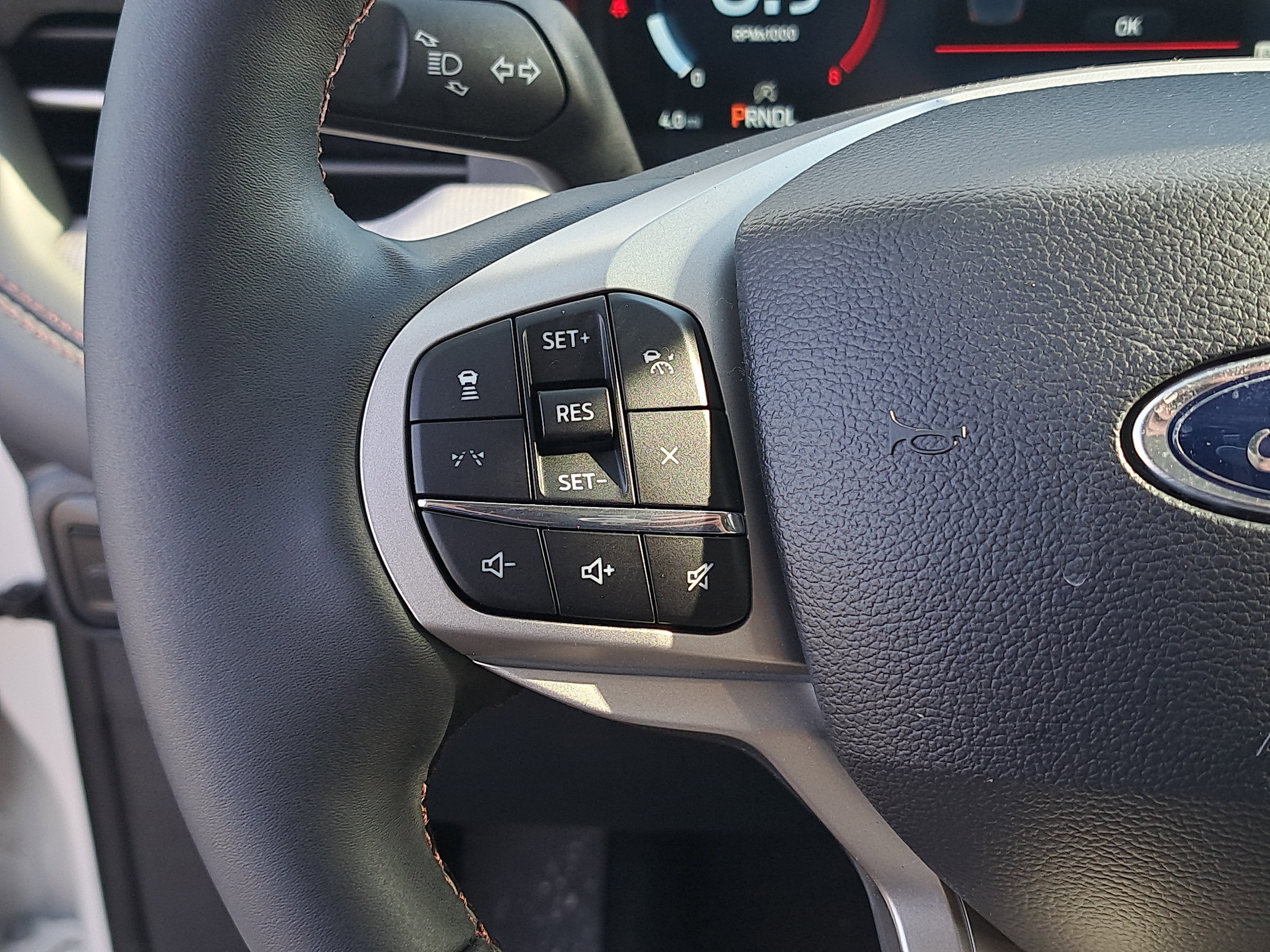 2026 Ford Explorer Active w/200A Pkg