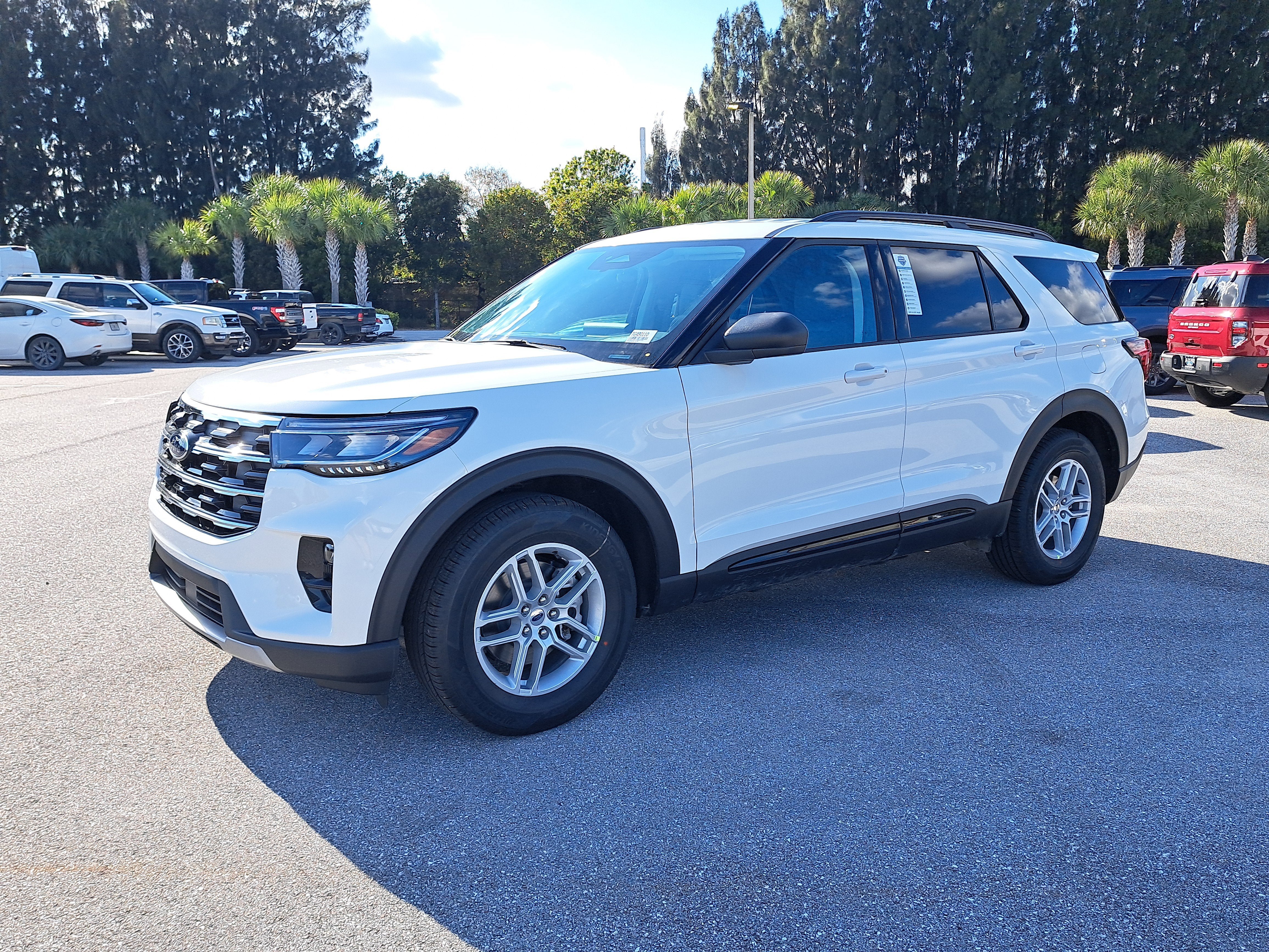 2026 Ford Explorer Active w/200A Pkg