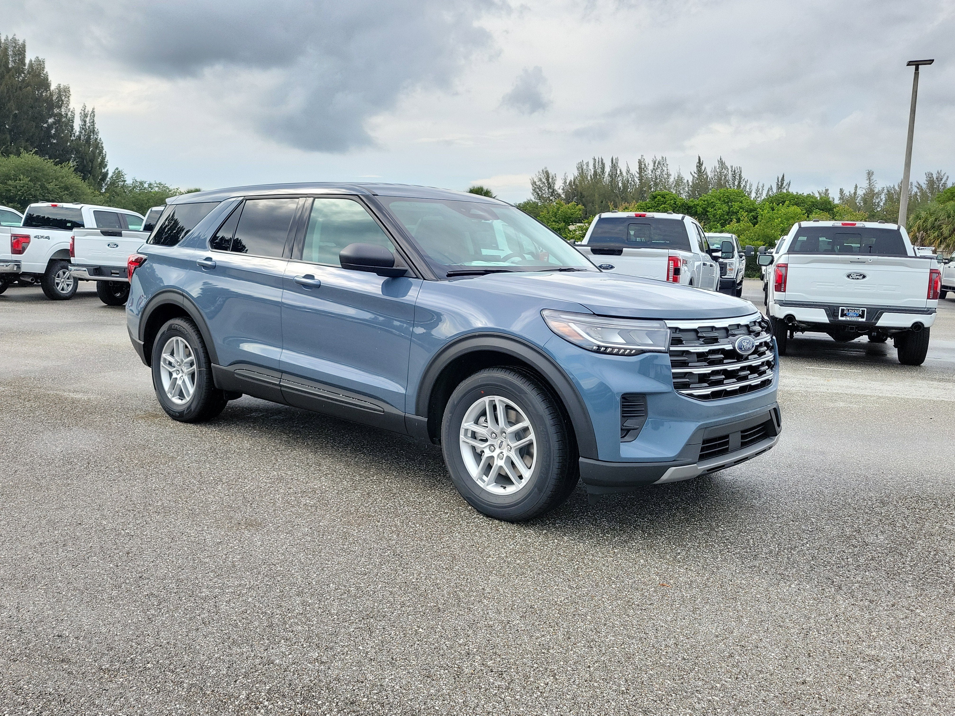 2026 Ford Explorer Active w/100A Pkg