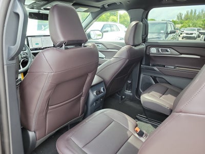 2026 Ford Explorer Platinum