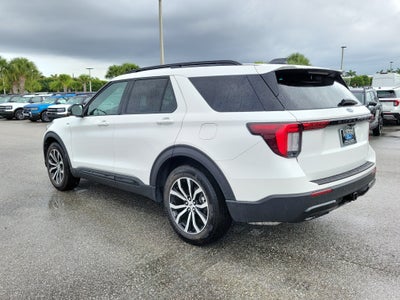 2026 Ford Explorer ST-Line