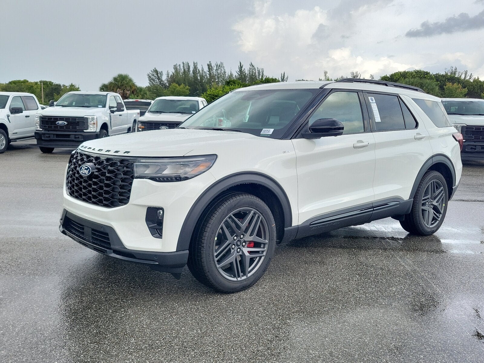 2027 Ford Explorer ST-Line