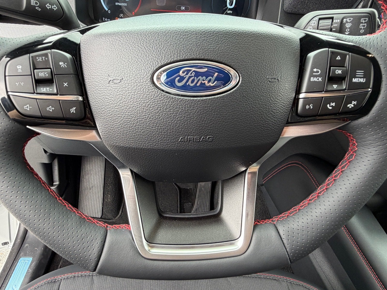 2027 Ford Explorer ST-Line
