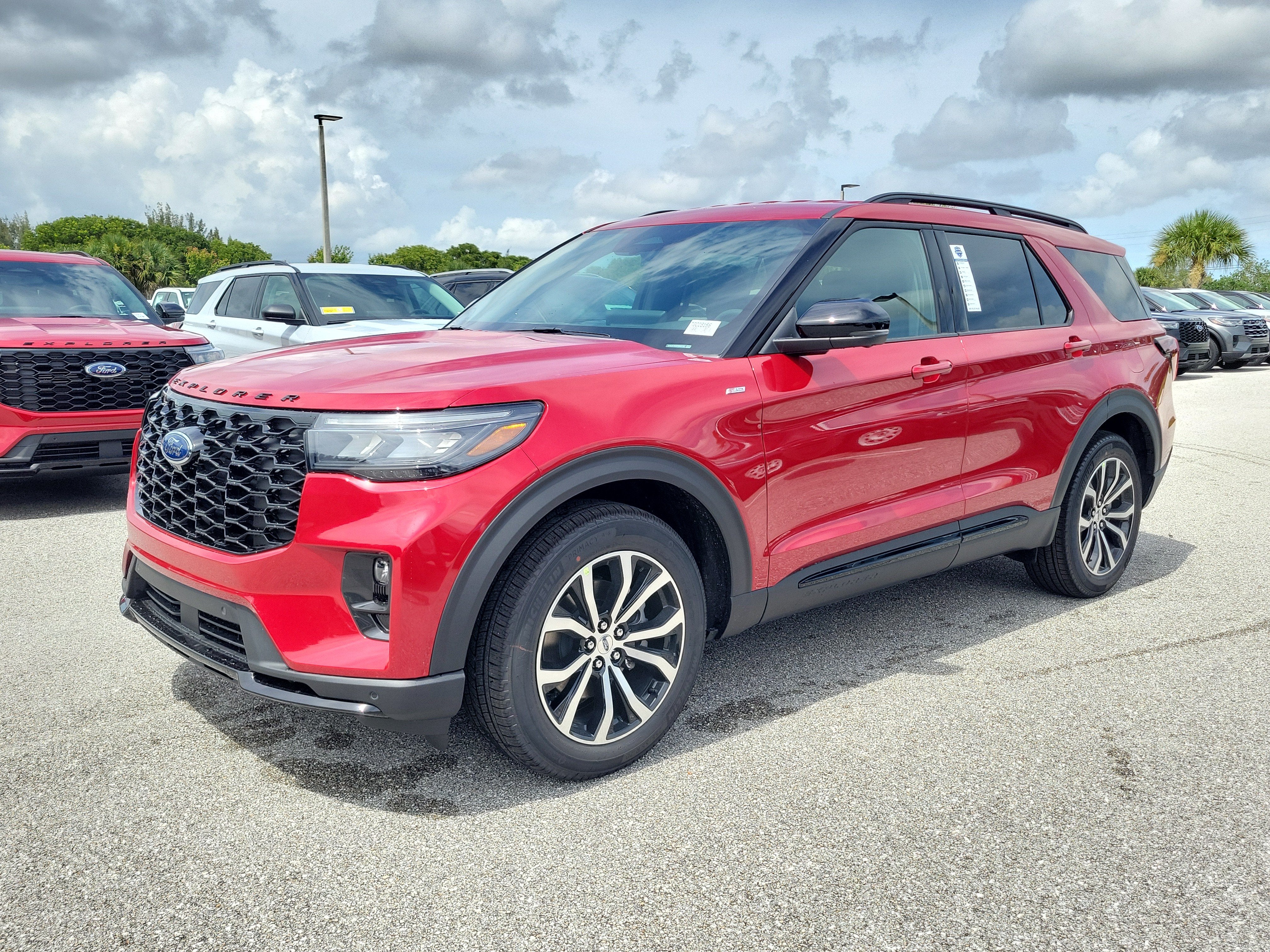 2026 Ford Explorer ST-Line