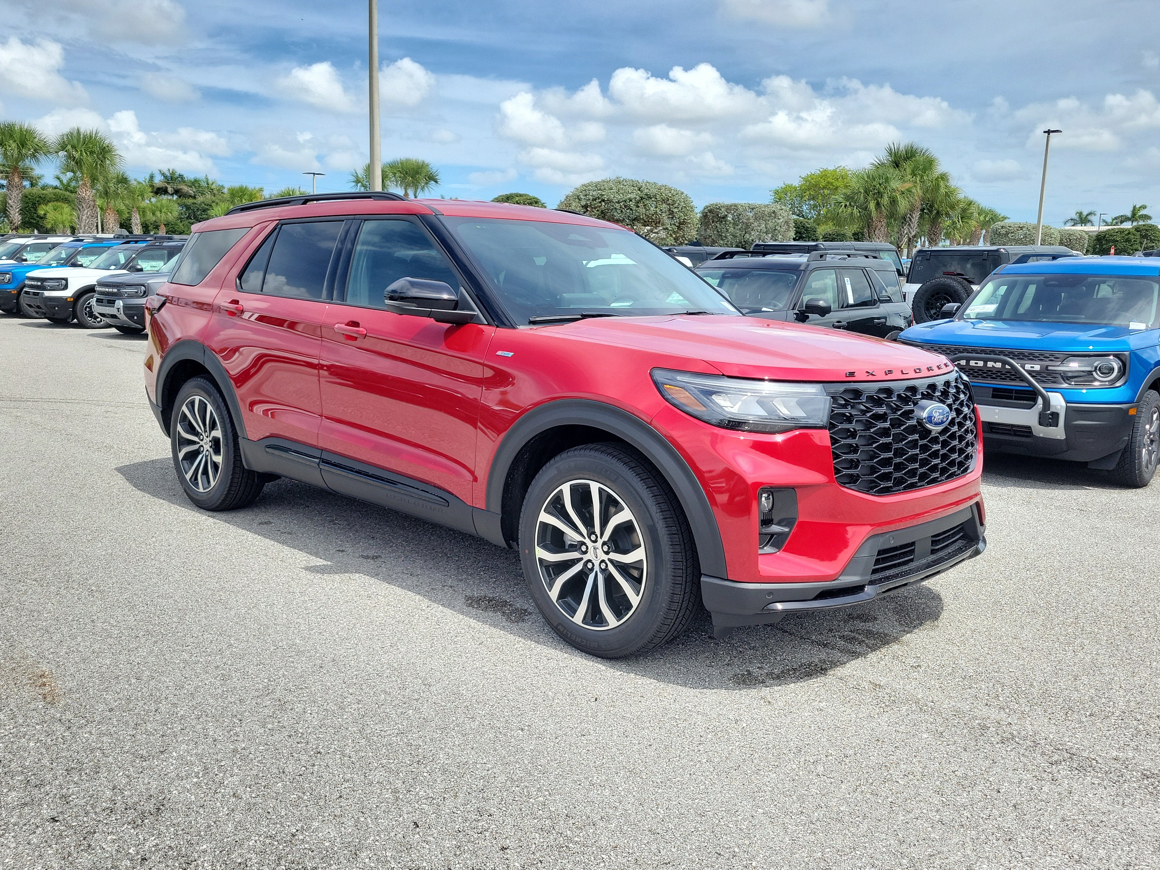 2026 Ford Explorer ST-Line