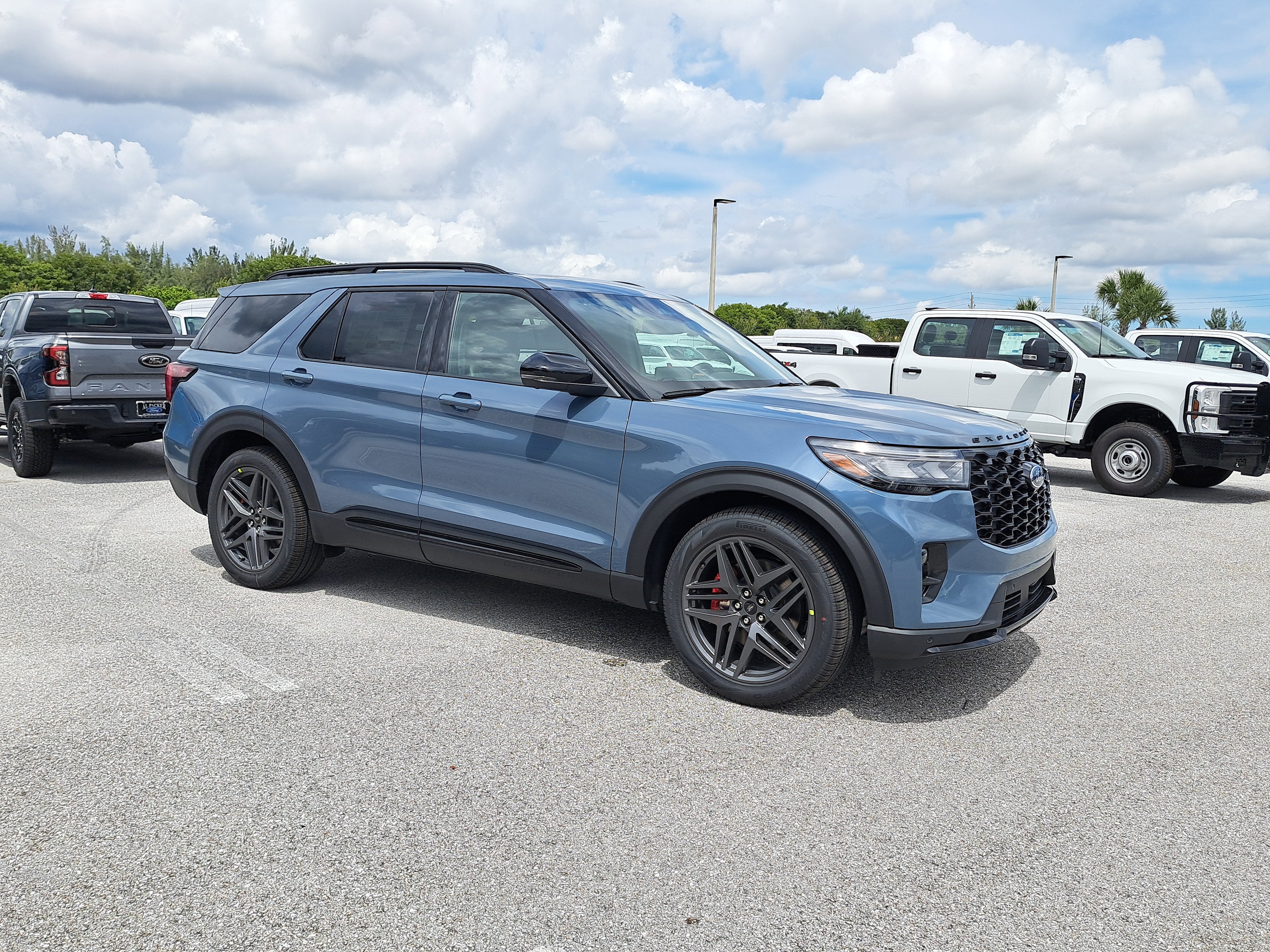 2025 Ford Explorer ST
