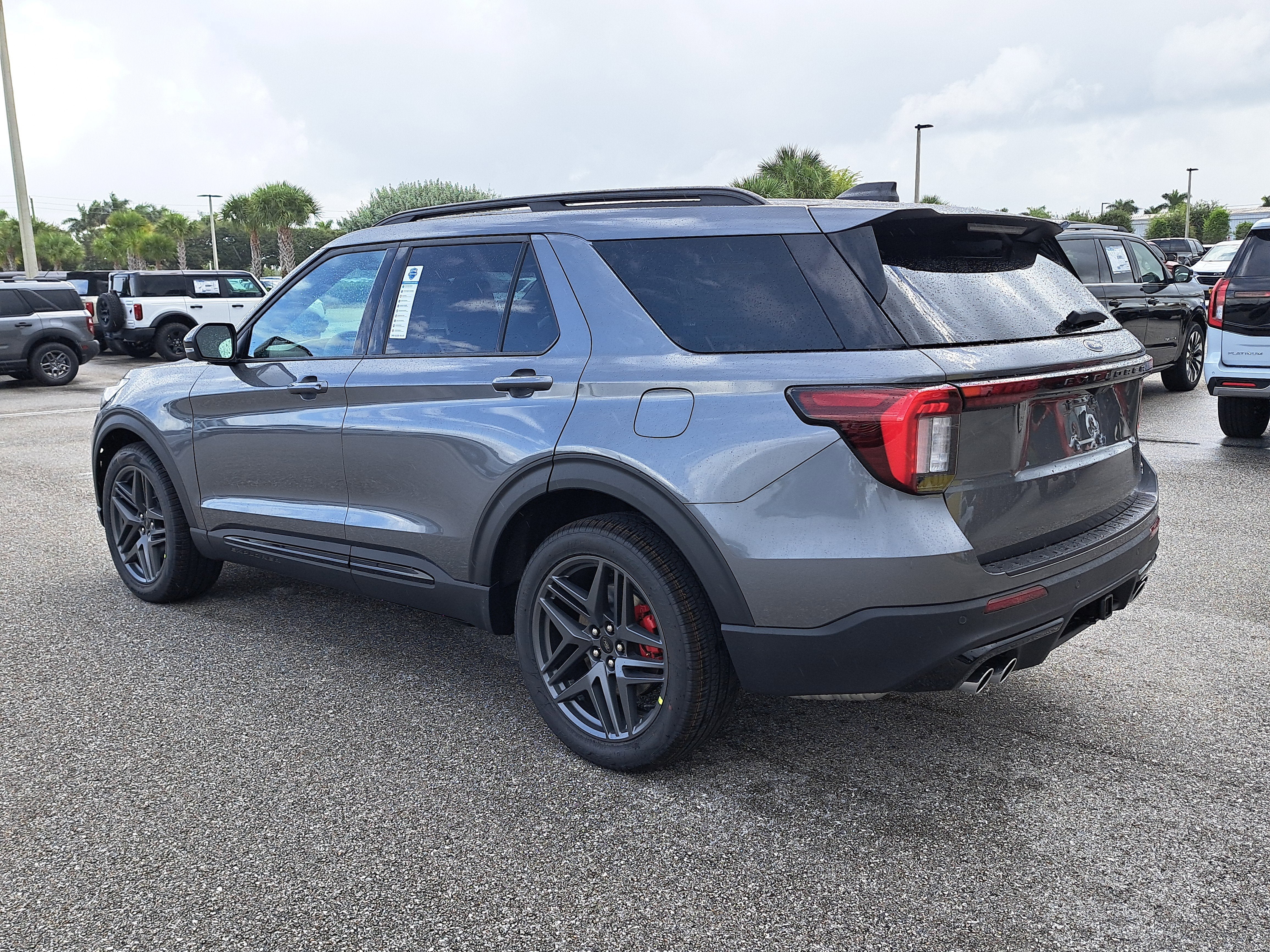 2025 Ford Explorer ST