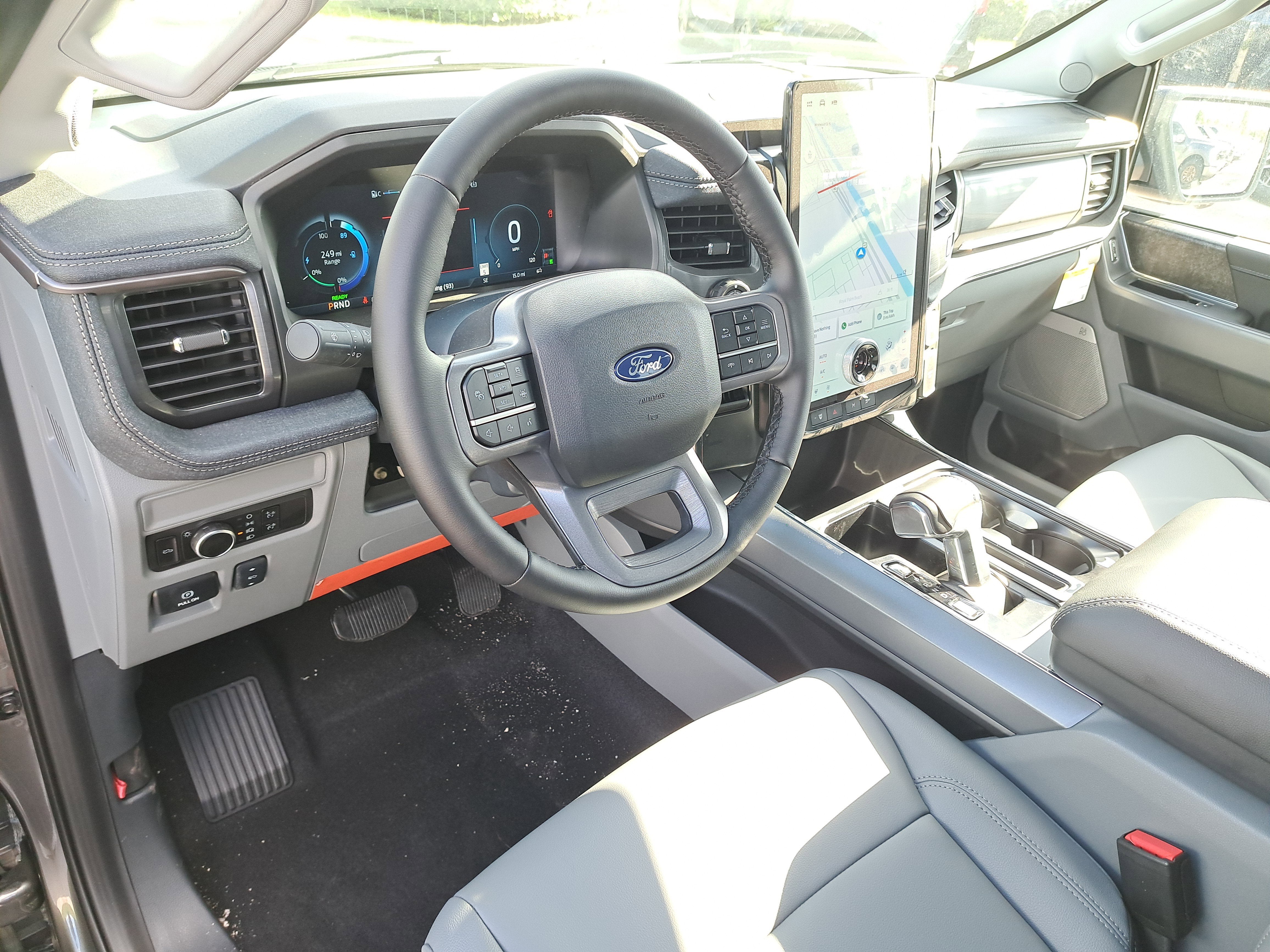 2025 Ford F-150 Lightning Flash