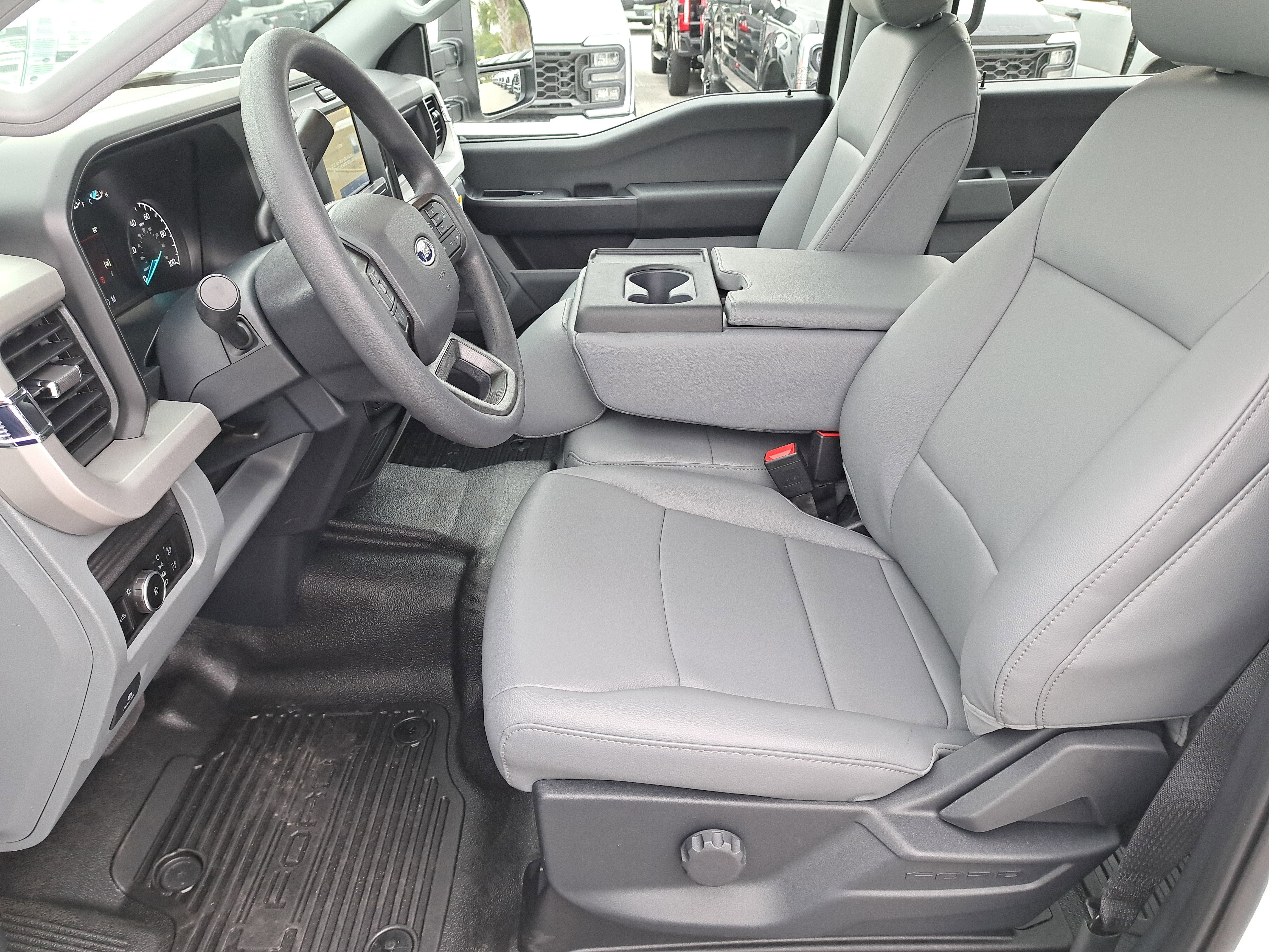 2026 Ford Super Duty F-250 SRW XL