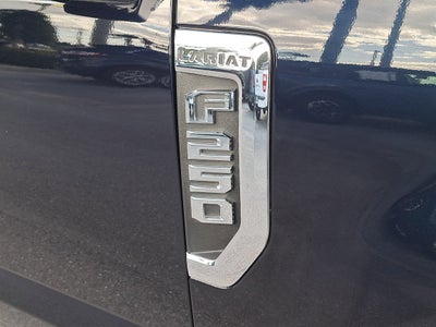 2022 Ford Super Duty F-250 SRW LARIAT