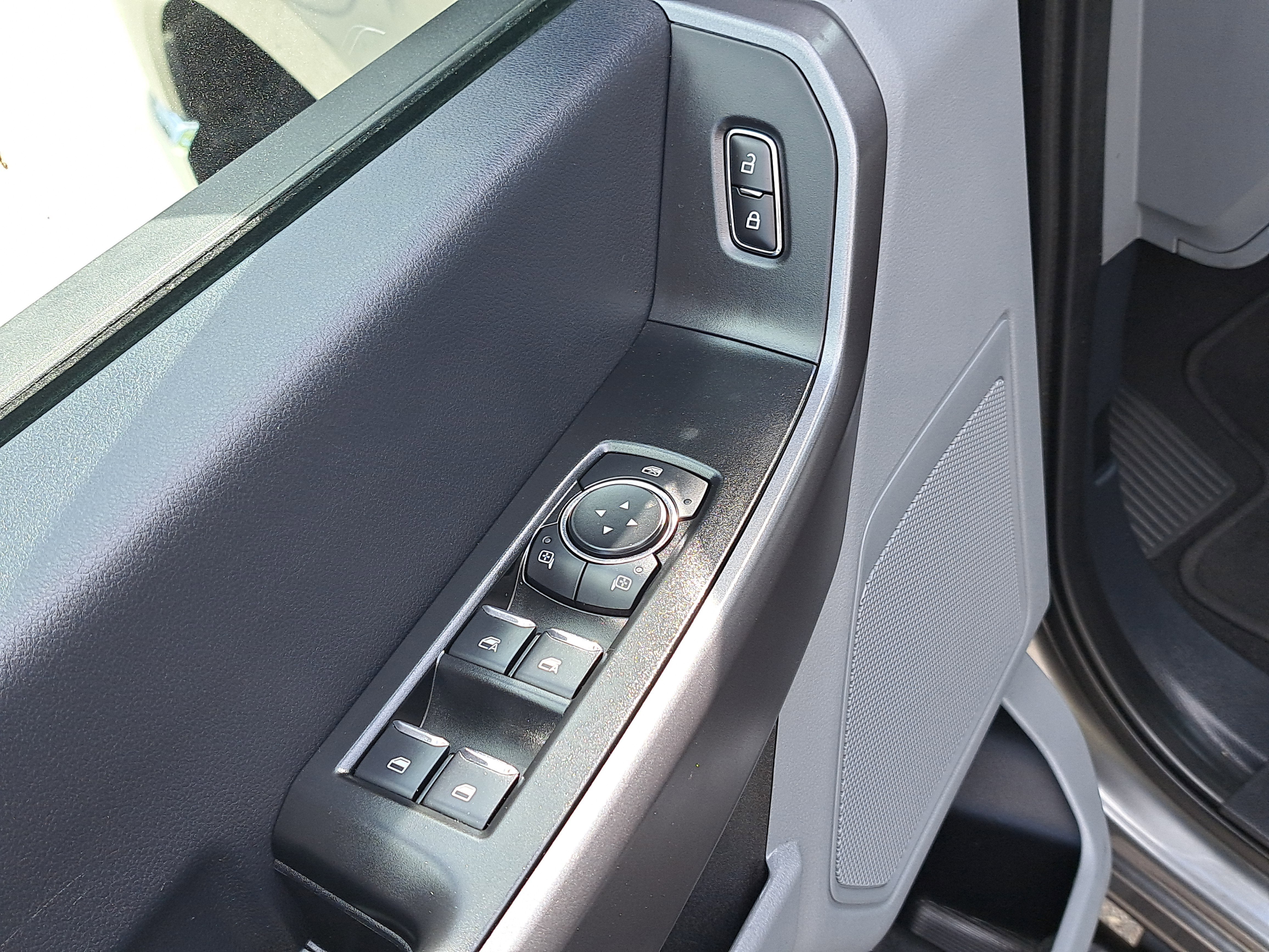 2025 Ford Super Duty F-250 SRW XLT