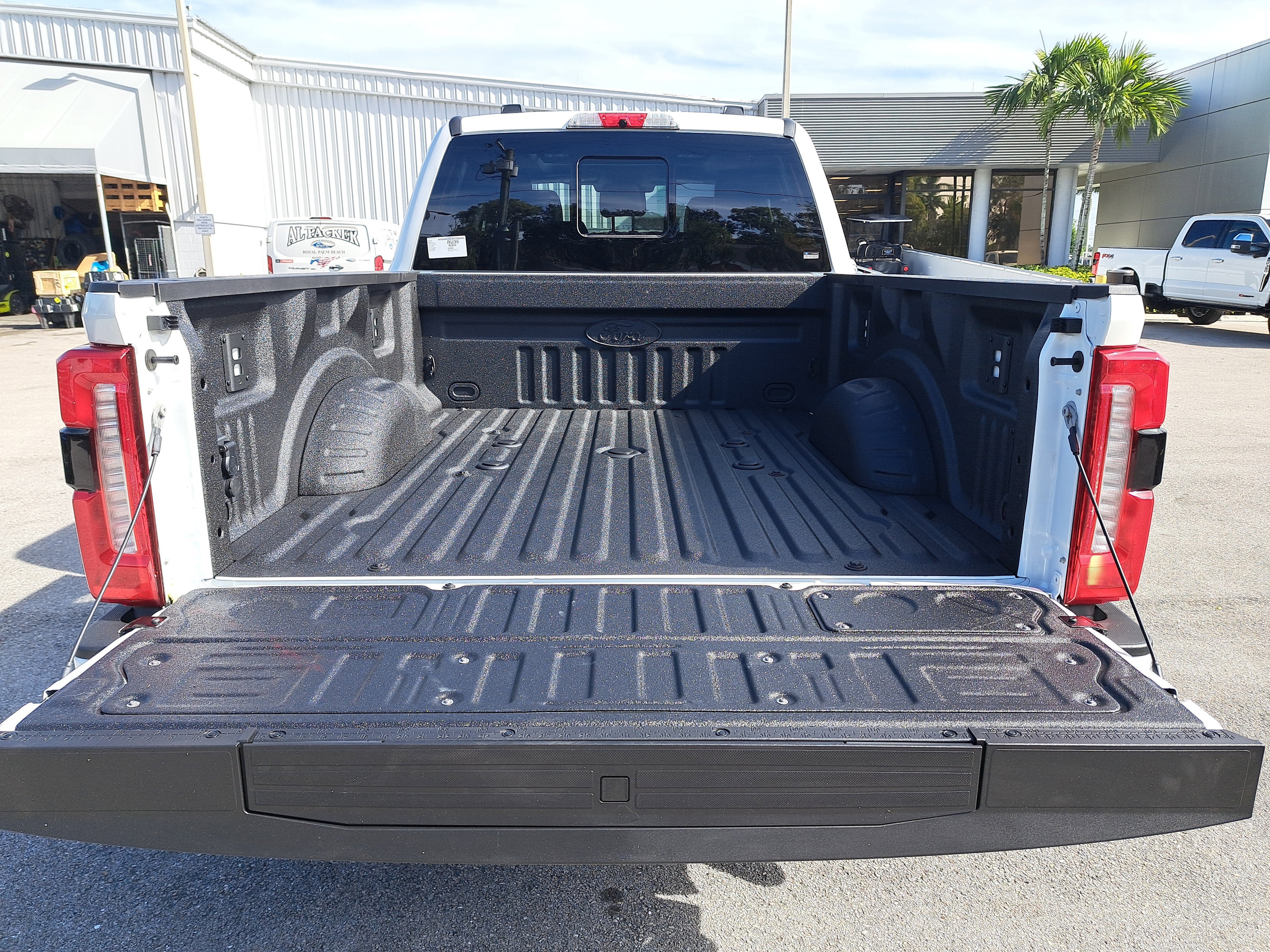 2026 Ford Super Duty F-250 SRW LARIAT