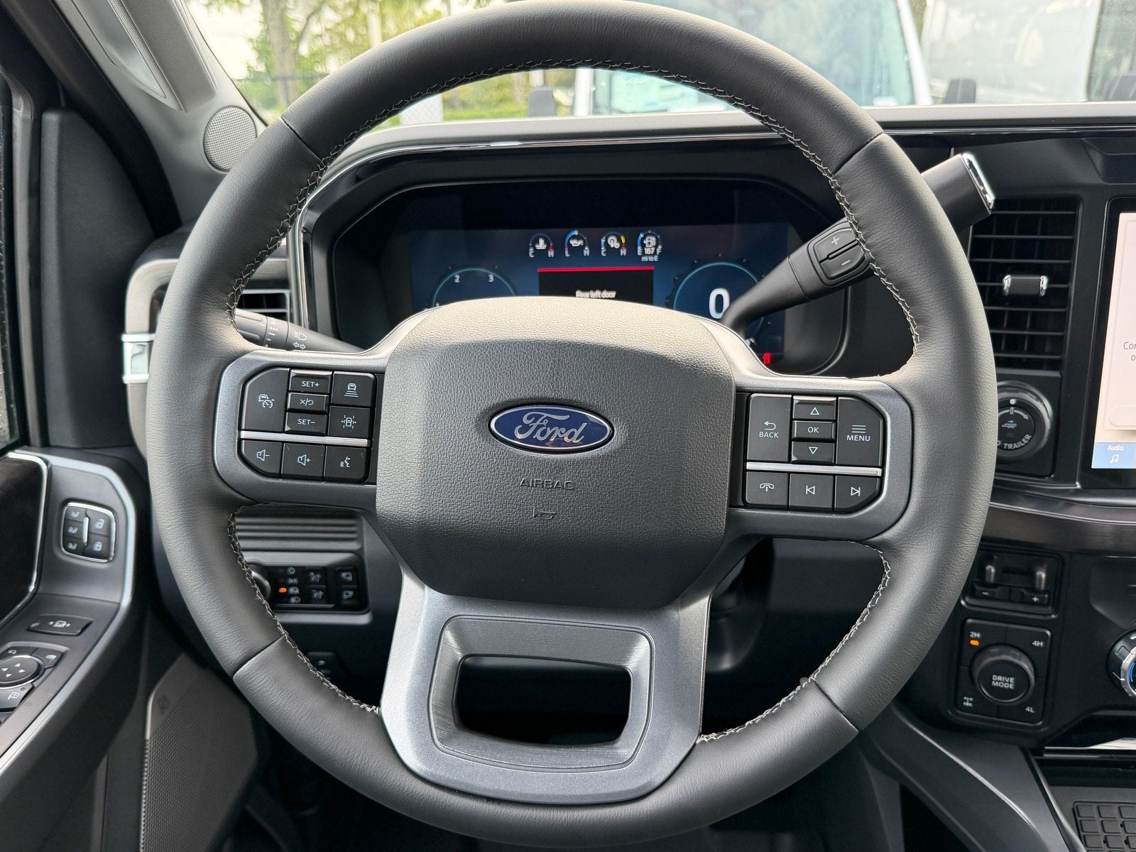 2027 Ford Super Duty F-250 SRW LARIAT