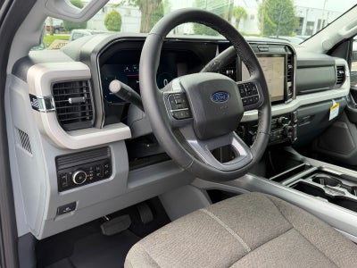 2027 Ford Super Duty F-250 SRW XLT