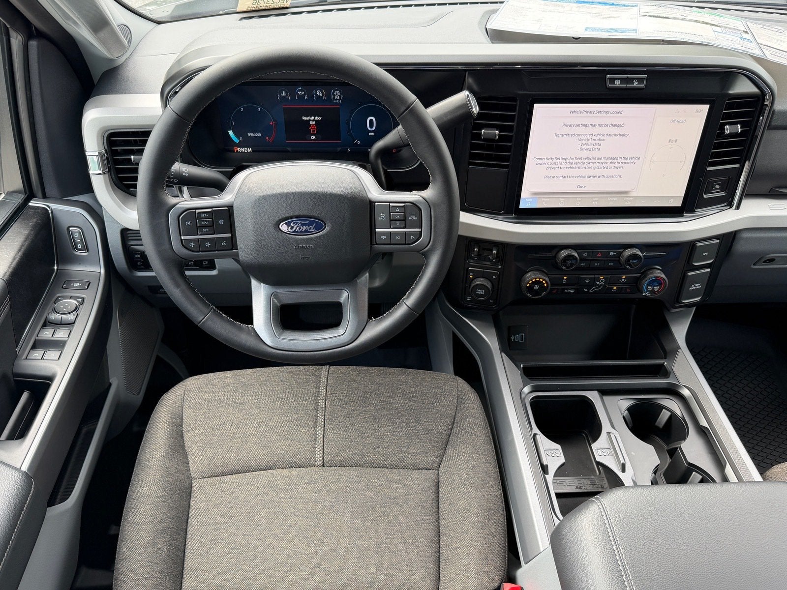 2027 Ford Super Duty F-250 SRW XLT