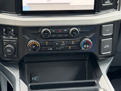 2027 Ford Super Duty F-250 SRW XLT