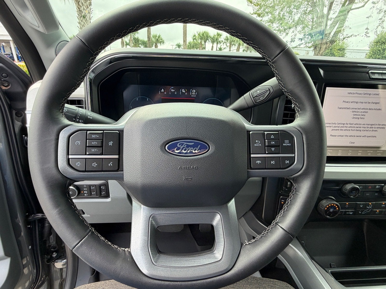 2027 Ford Super Duty F-250 SRW XLT