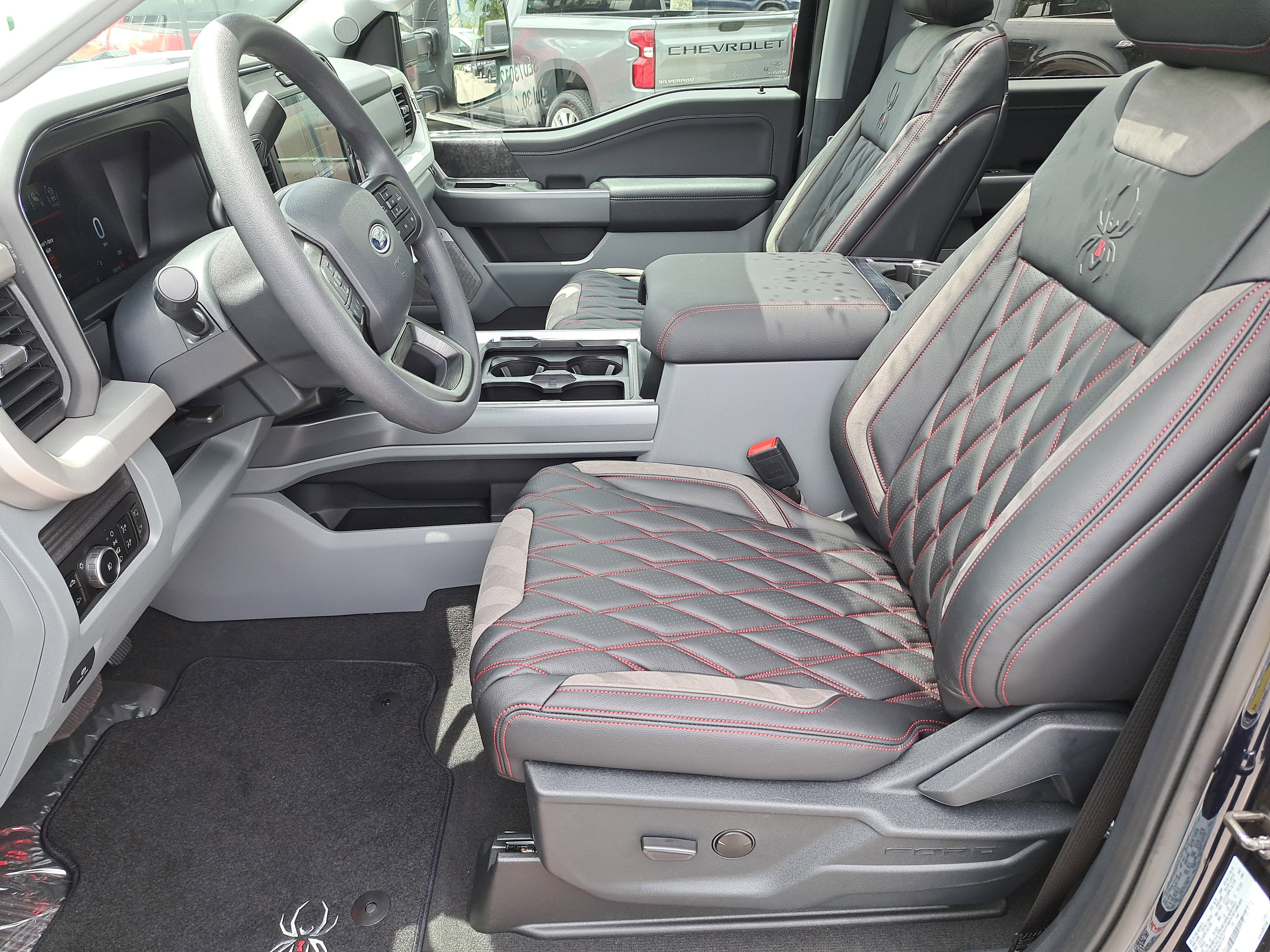 2025 Ford Super Duty F-250 SRW XLT