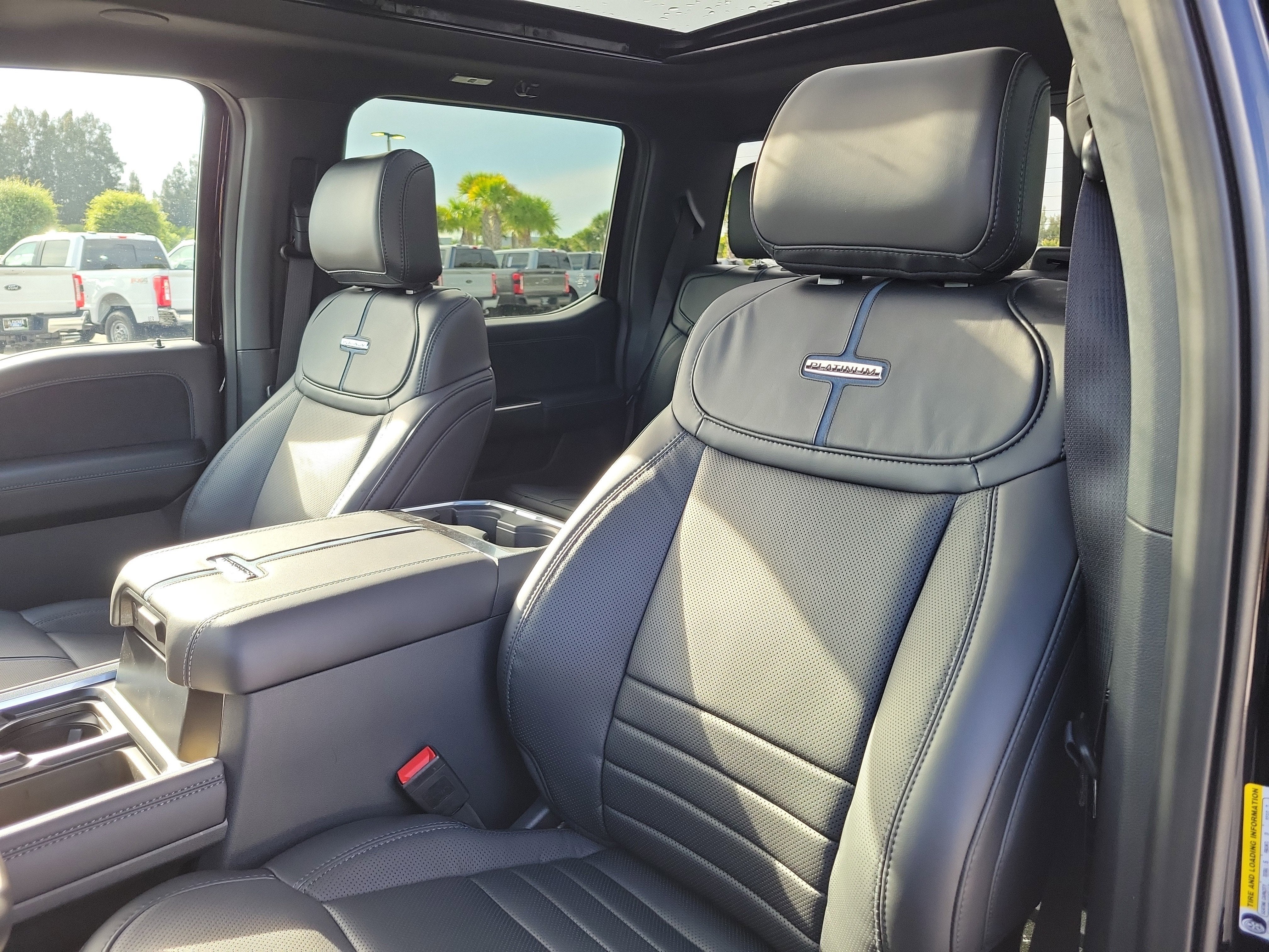 2026 Ford Super Duty F-250 SRW Platinum