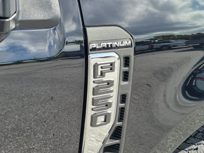 2026 Ford Super Duty F-250 SRW Platinum
