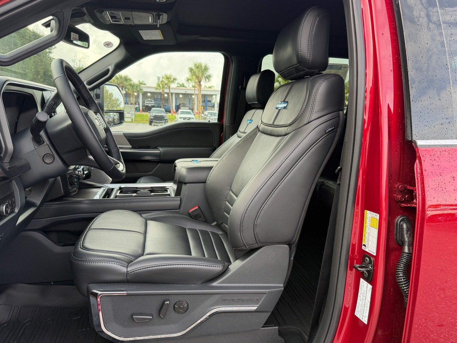 2027 Ford Super Duty F-250 SRW Platinum
