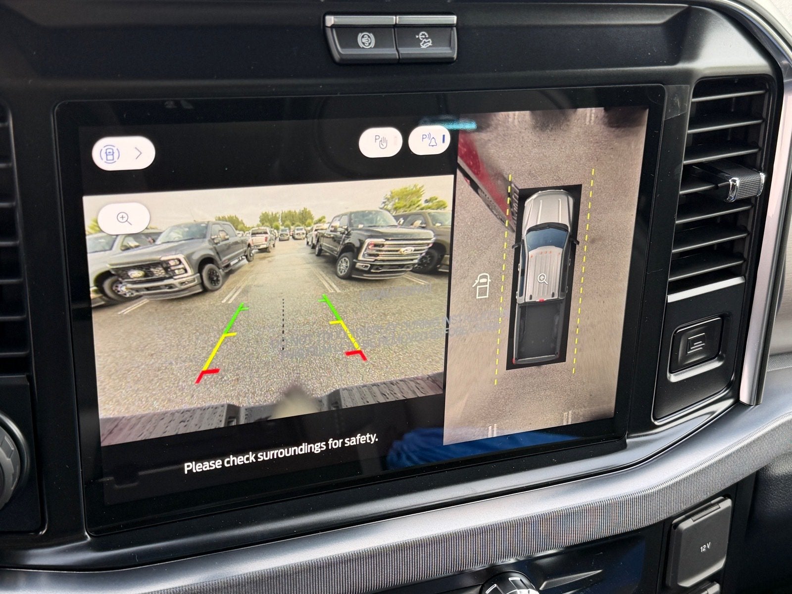 2027 Ford Super Duty F-250 SRW Platinum