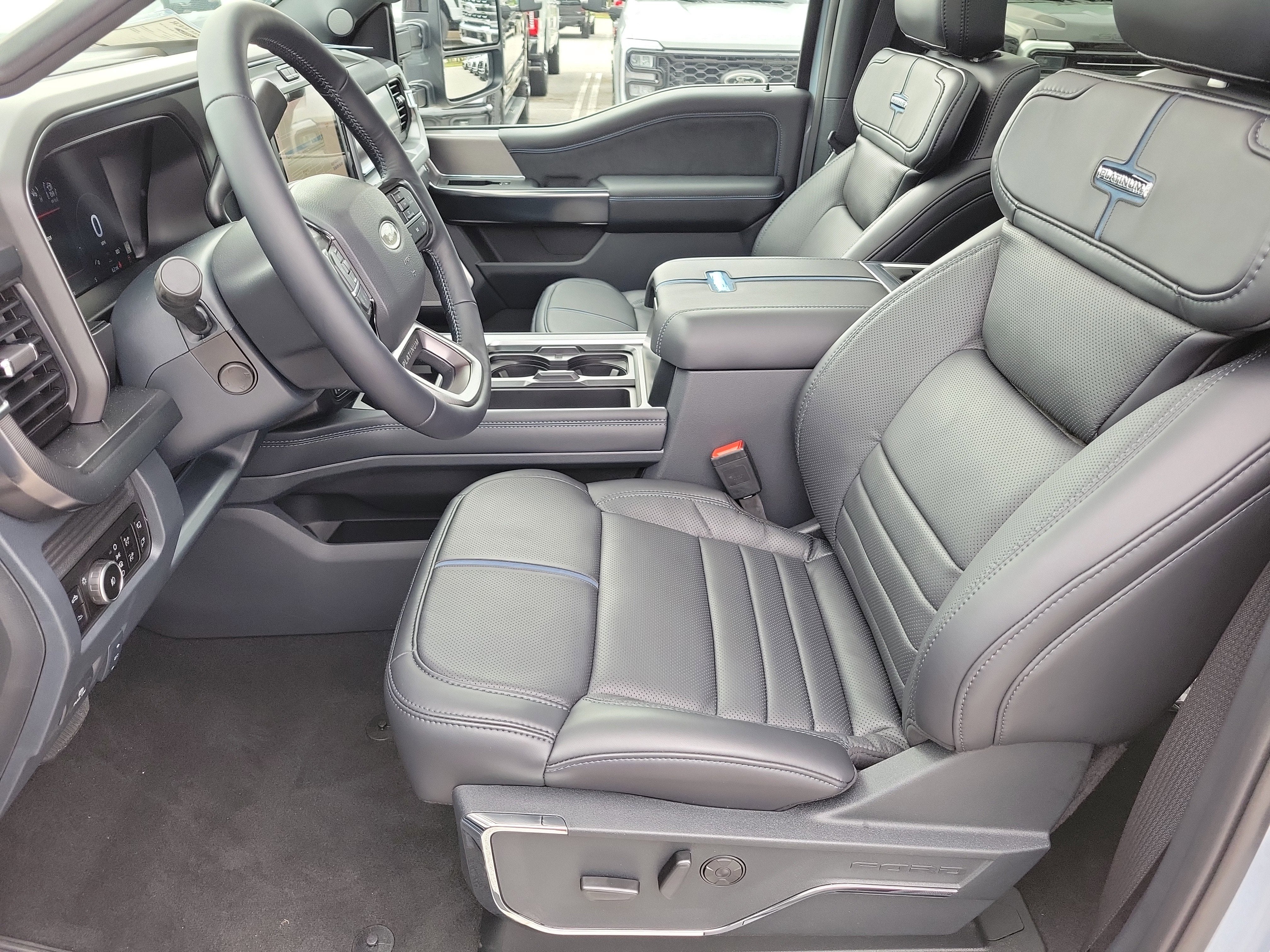 2026 Ford Super Duty F-250 SRW Platinum