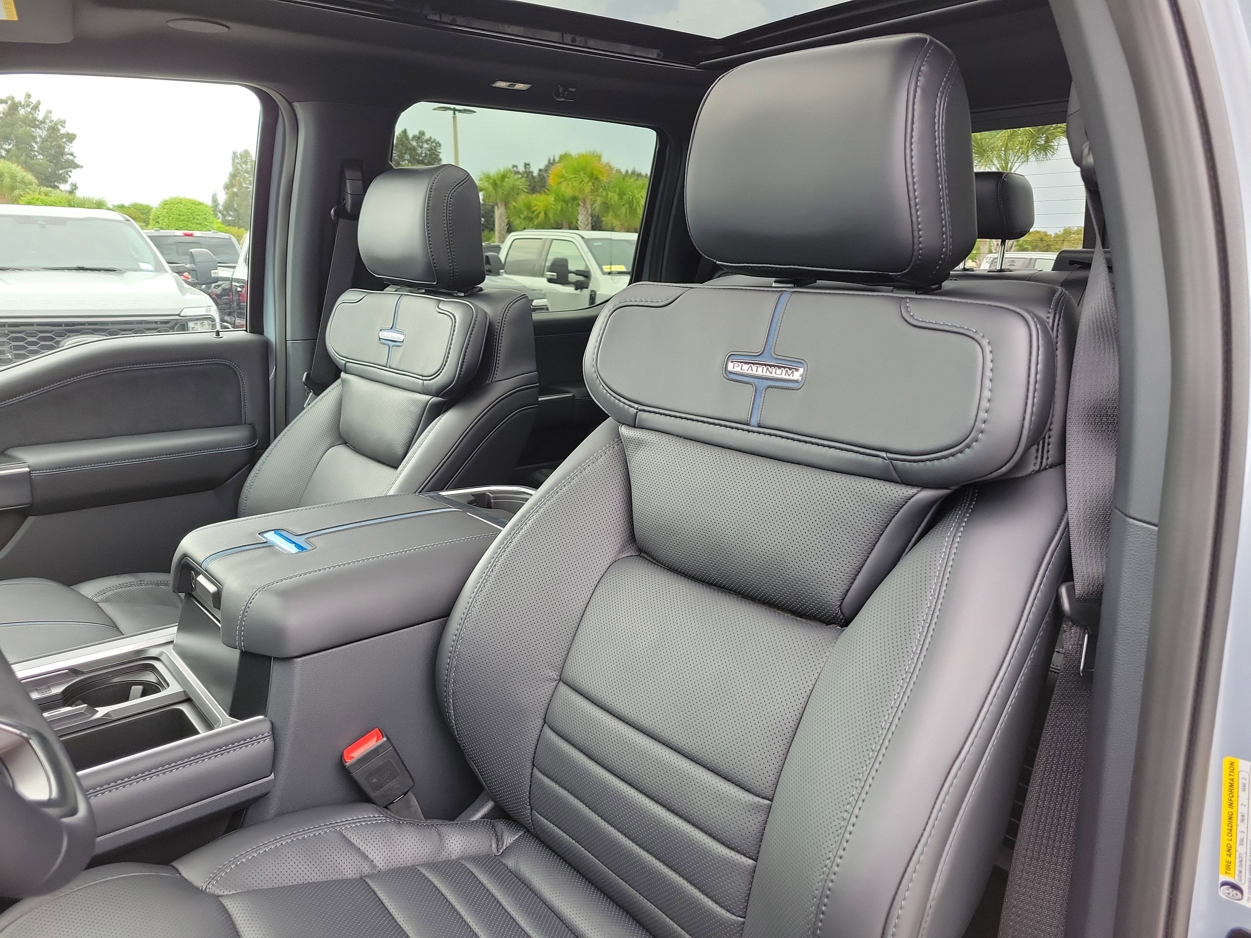 2026 Ford Super Duty F-250 SRW Platinum