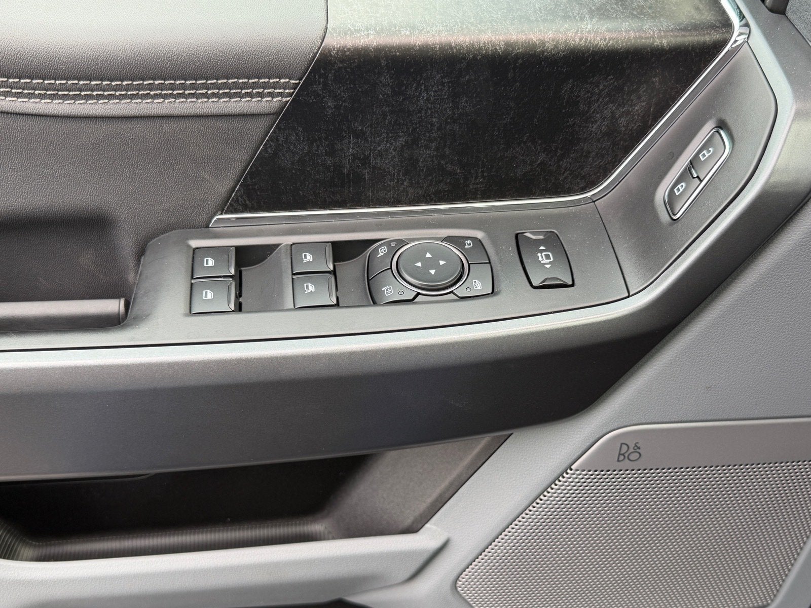 2027 Ford Super Duty F-250 SRW XLT