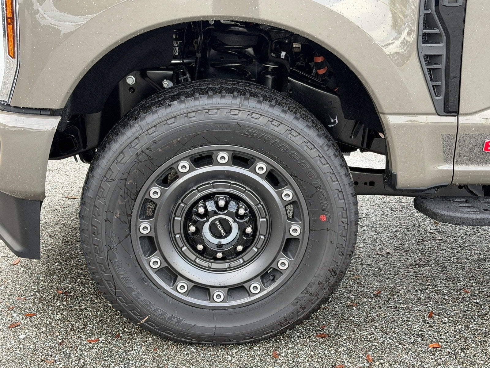 2027 Ford Super Duty F-250 SRW XLT