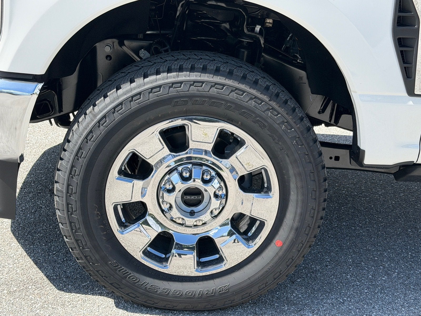 2027 Ford Super Duty F-250 SRW Lariat