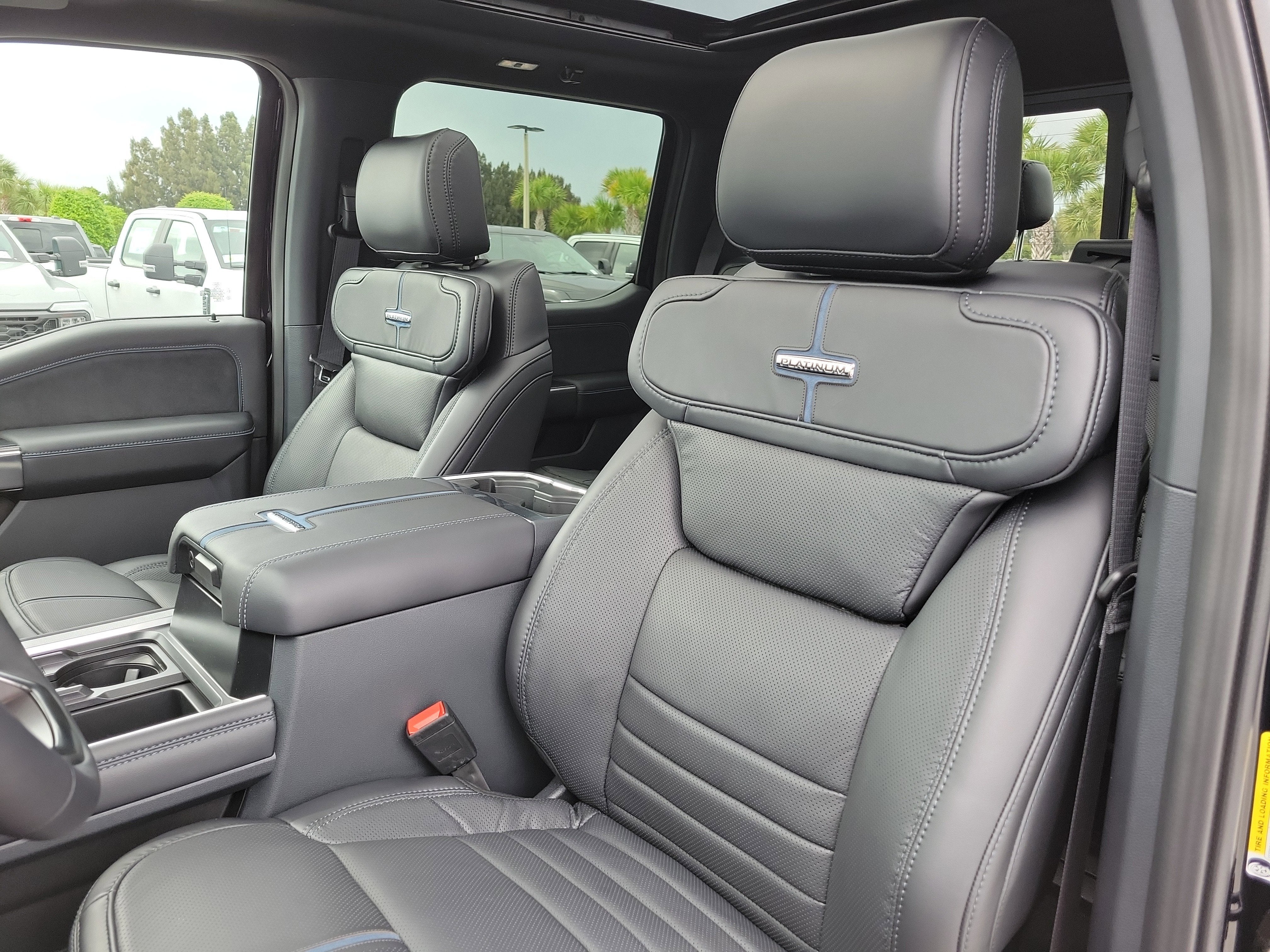 2026 Ford Super Duty F-250 SRW Platinum