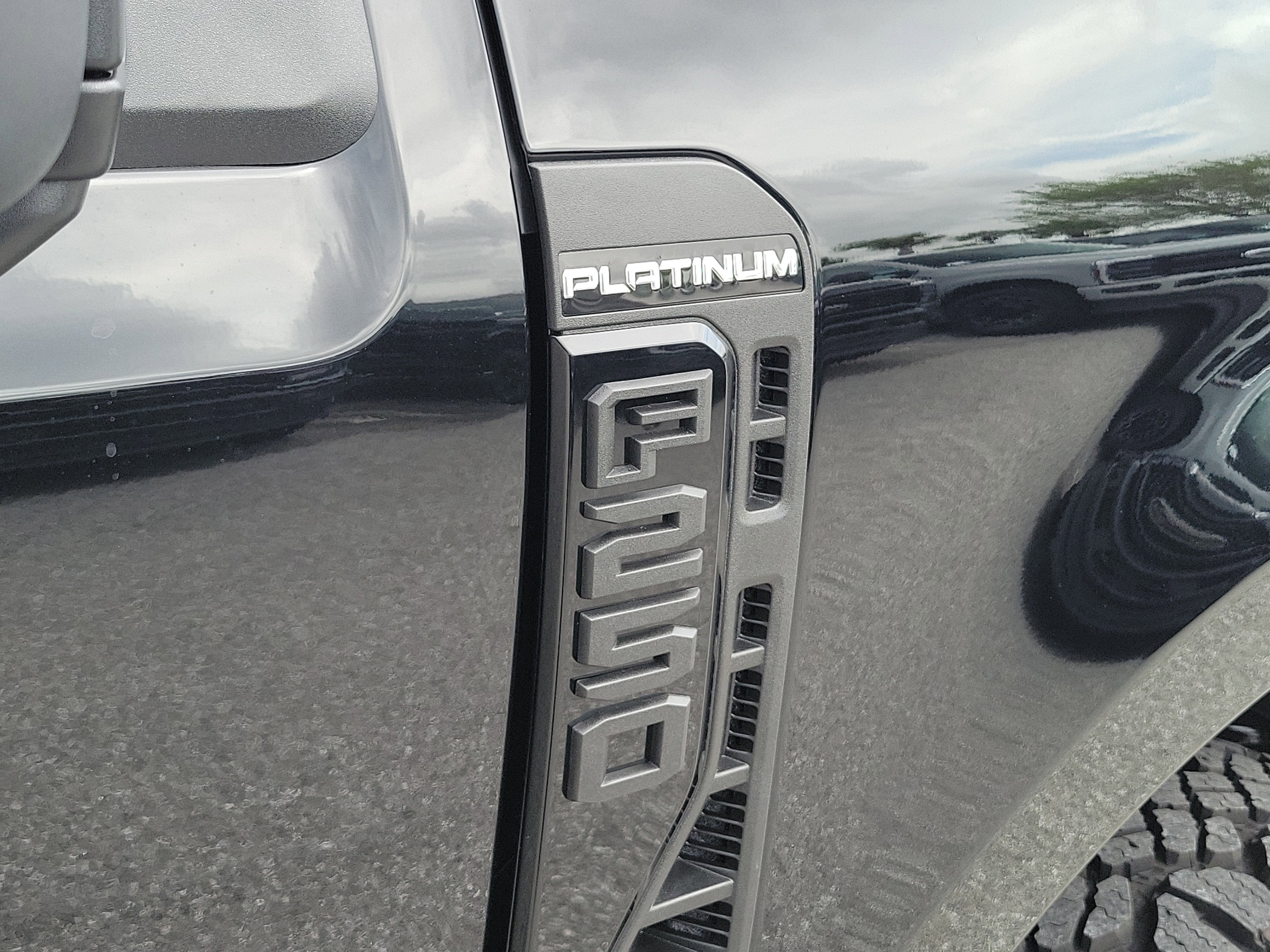 2026 Ford Super Duty F-250 SRW Platinum