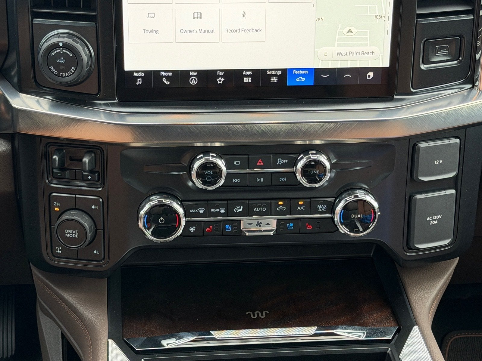 2027 Ford Super Duty F-250 SRW King Ranch
