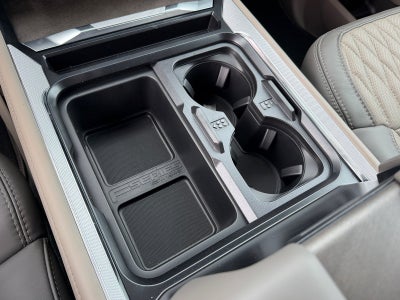 2027 Ford Super Duty F-250 SRW Platinum