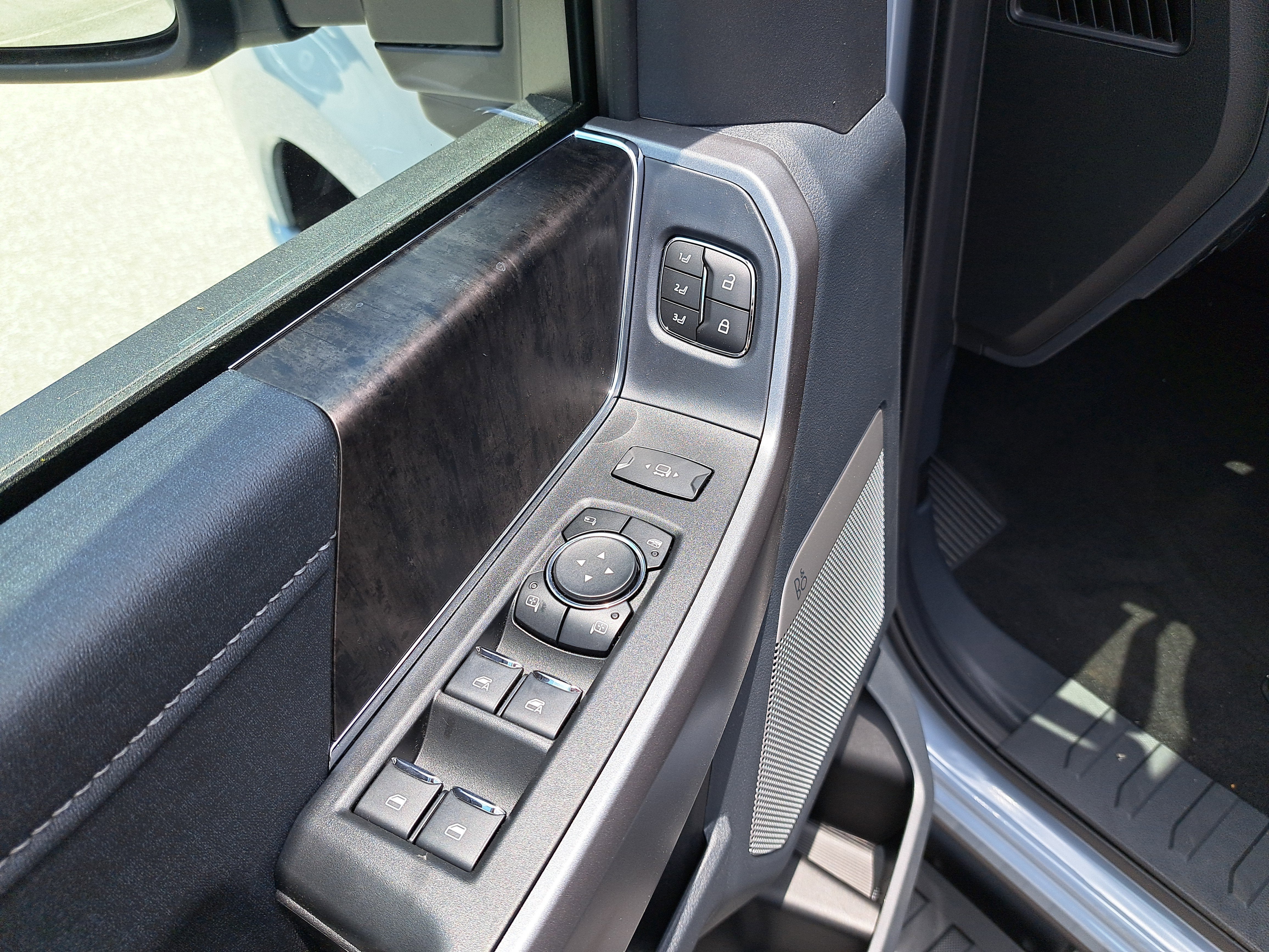 2025 Ford Super Duty F-250 SRW LARIAT