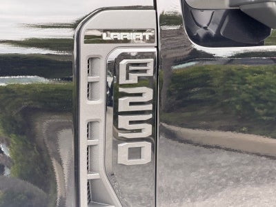 2027 Ford Super Duty F-250 SRW LARIAT