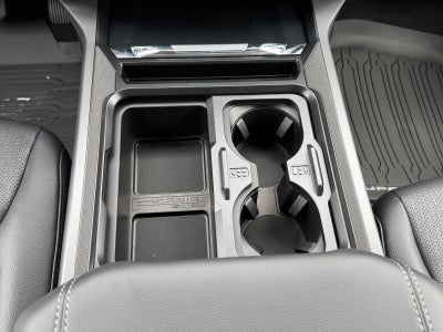 2027 Ford Super Duty F-250 SRW LARIAT