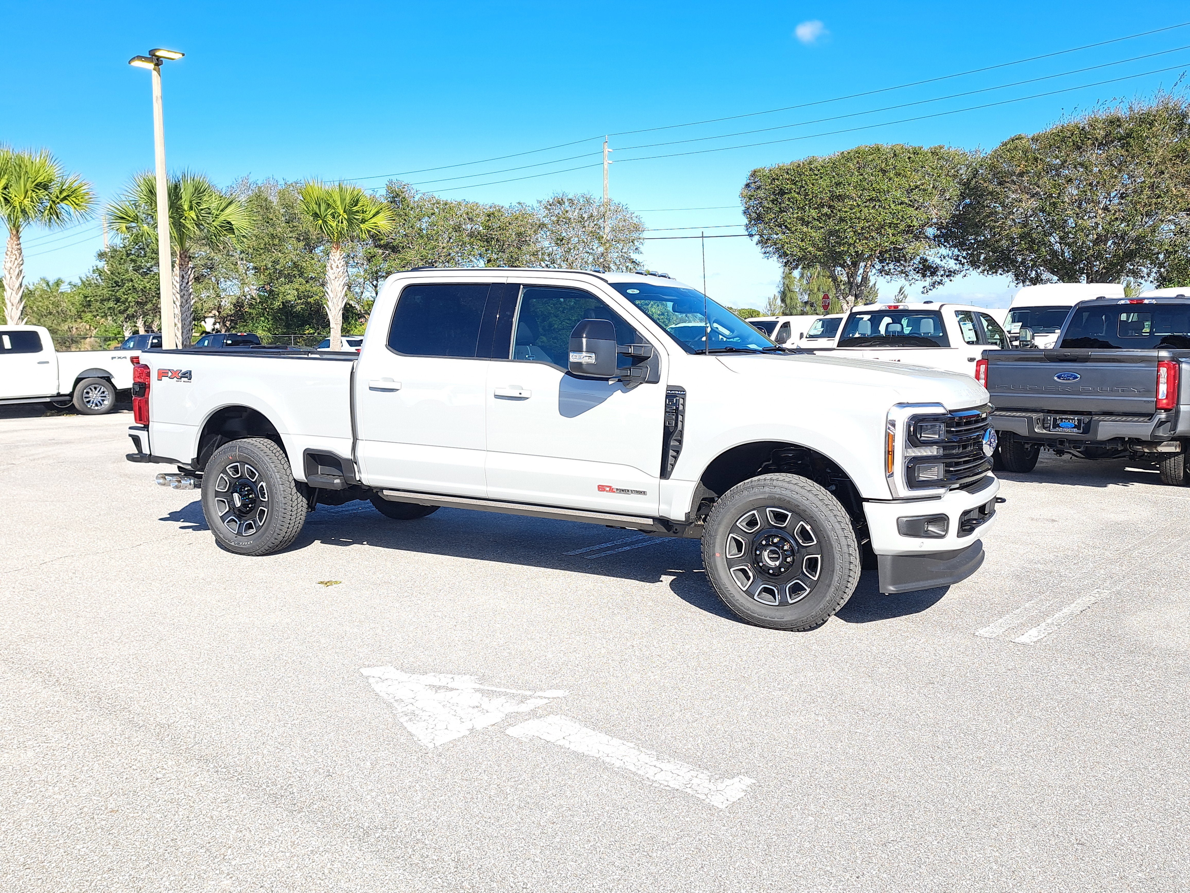 2026 Ford Super Duty F-250 SRW Platinum