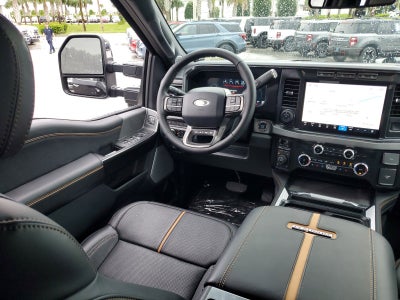 2024 Ford Super Duty F-250 SRW Platinum