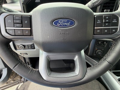 2027 Ford Super Duty F-250 SRW XLT