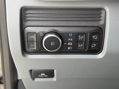 2027 Ford Super Duty F-250 SRW XLT