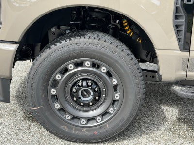 2027 Ford Super Duty F-250 SRW XLT