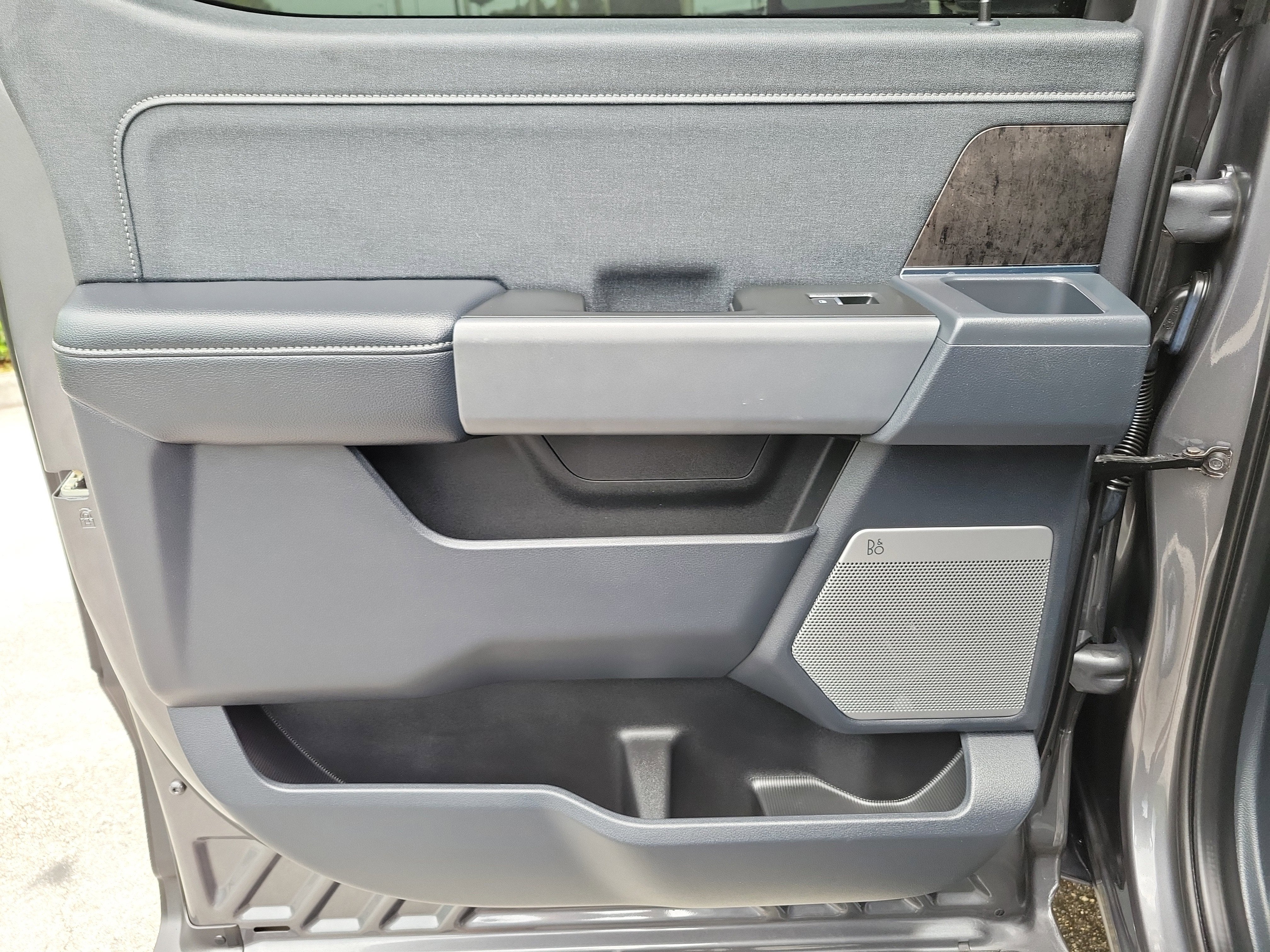 2023 Ford Super Duty F-250 SRW LARIAT