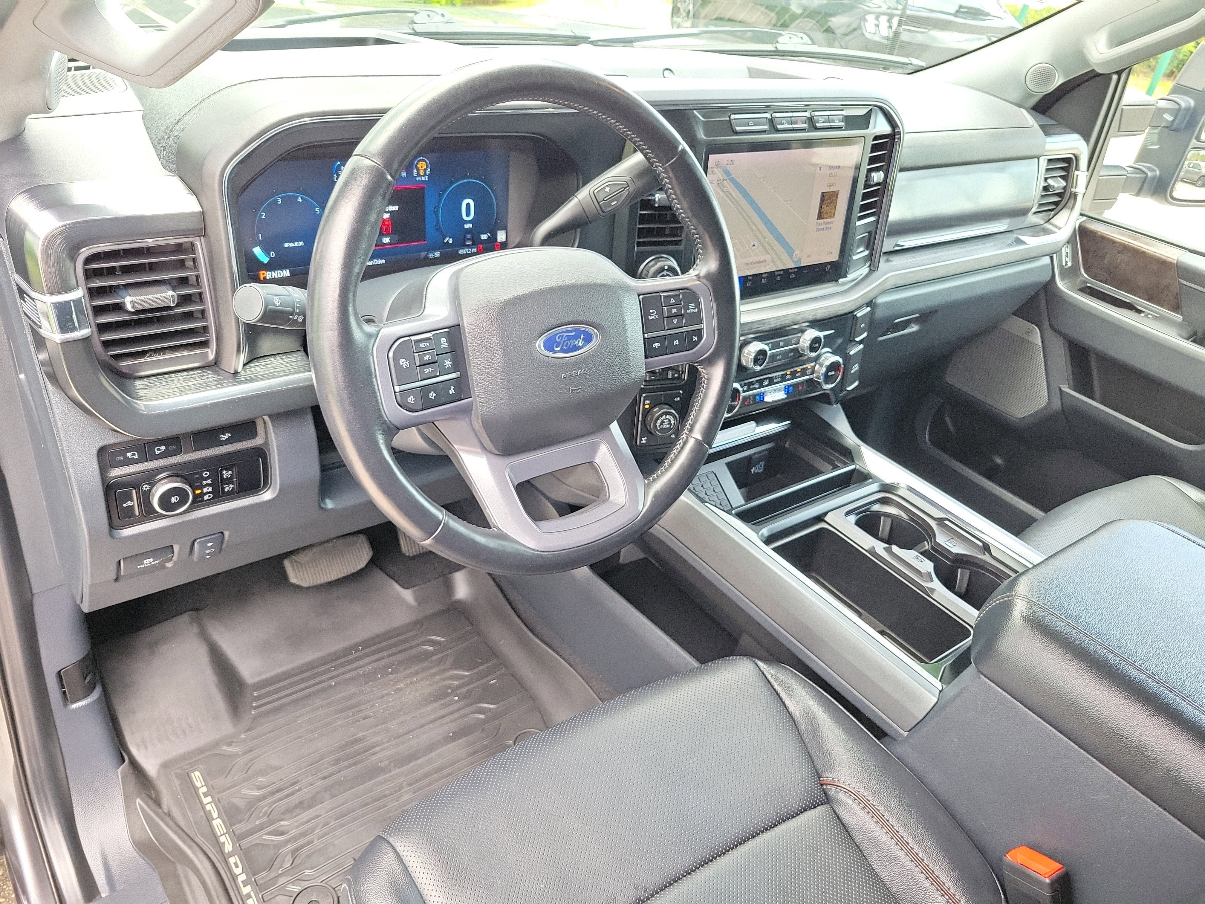 2023 Ford Super Duty F-250 SRW LARIAT