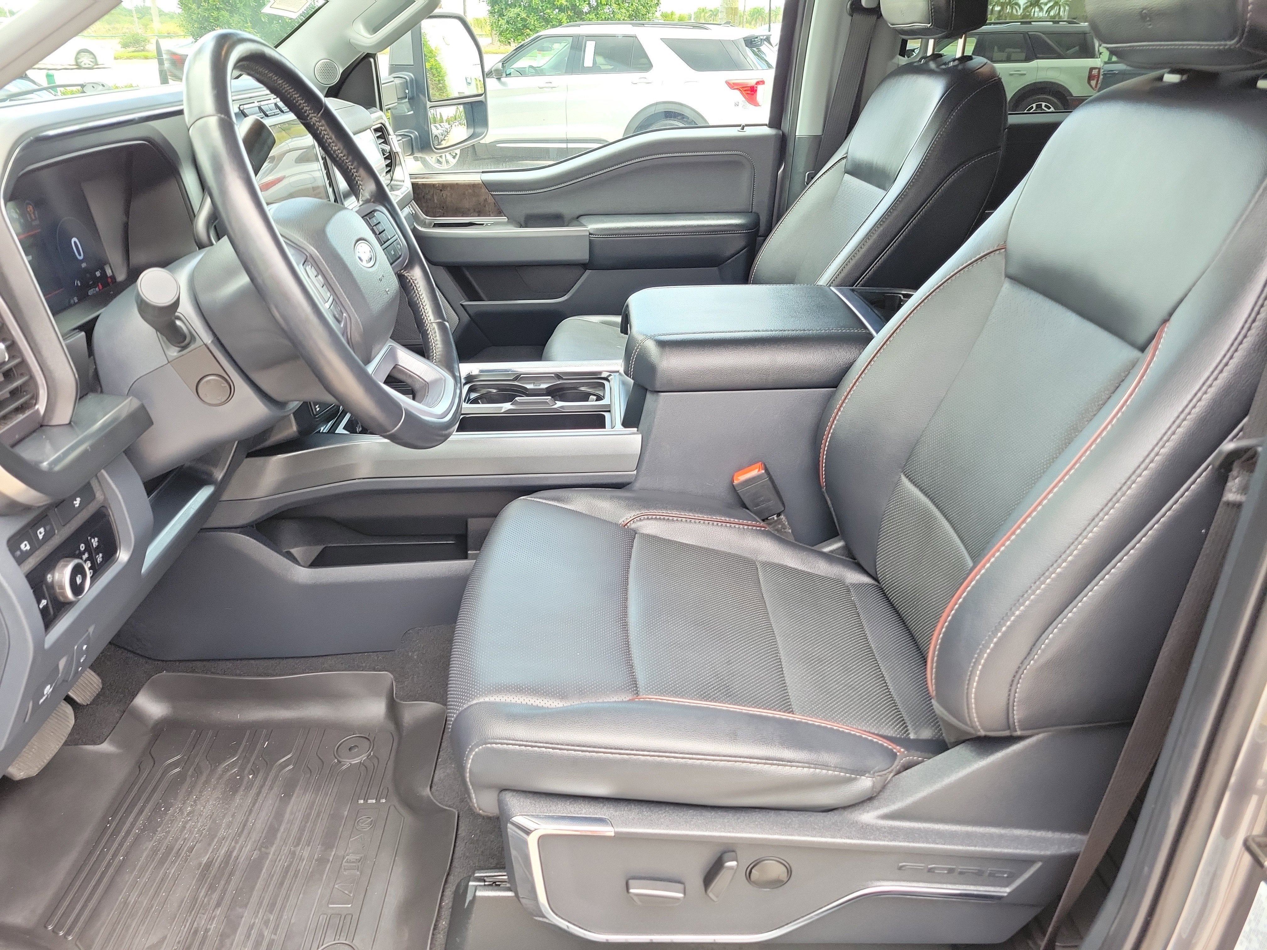 2023 Ford Super Duty F-250 SRW LARIAT