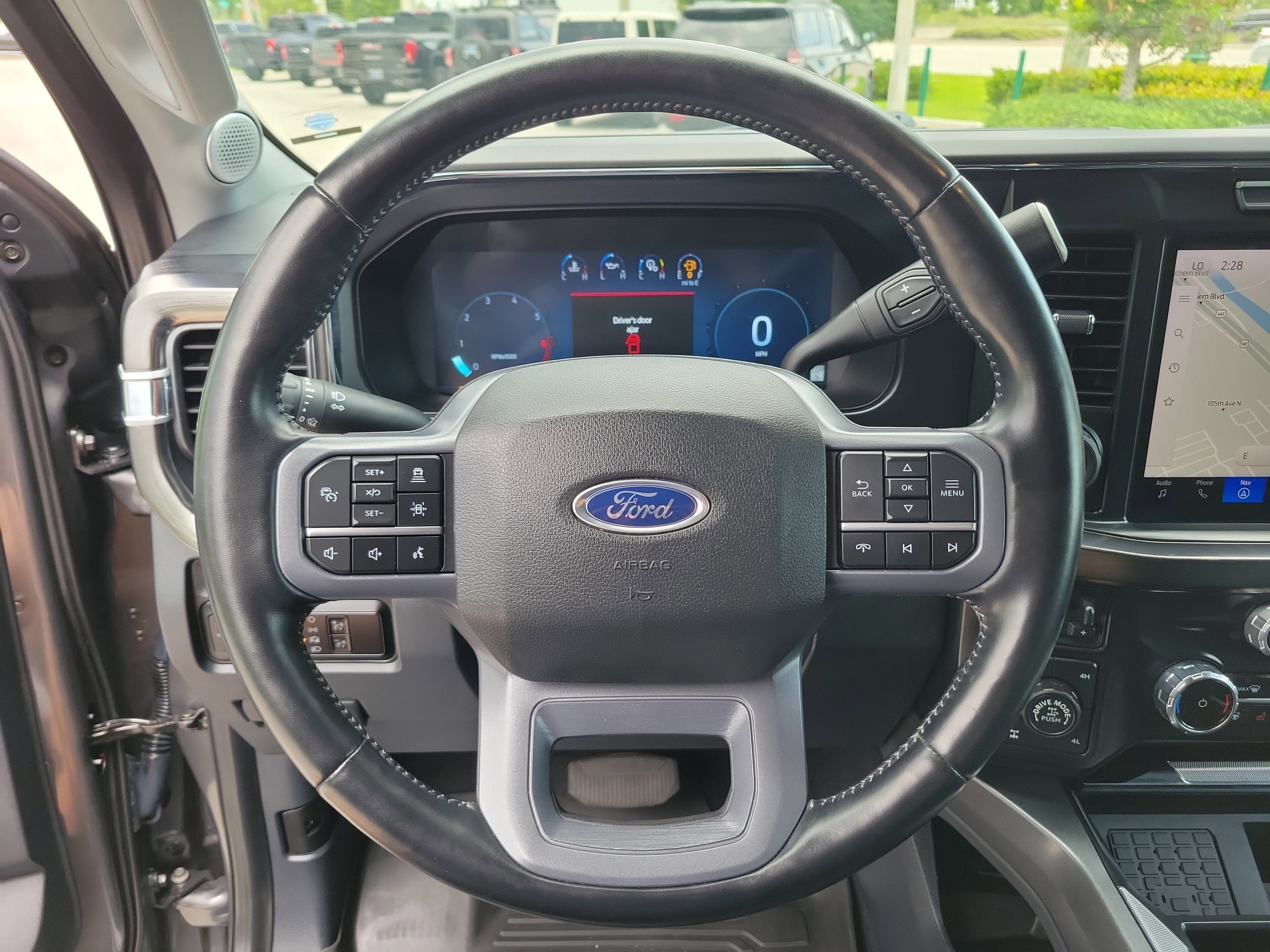 2023 Ford Super Duty F-250 SRW LARIAT