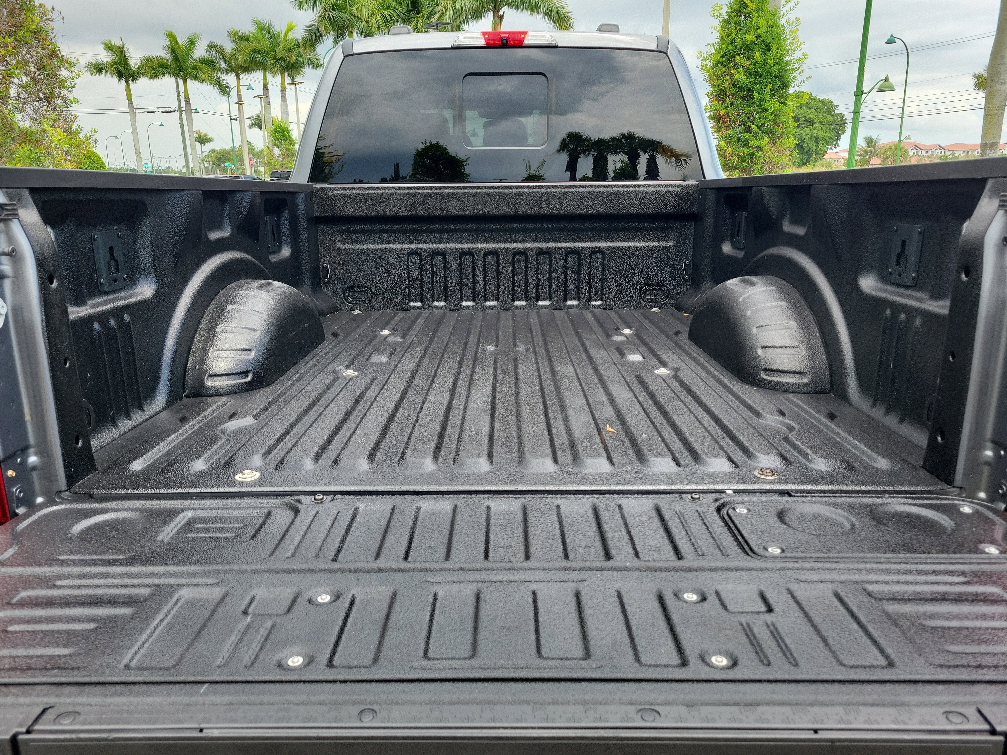 2023 Ford Super Duty F-250 SRW LARIAT